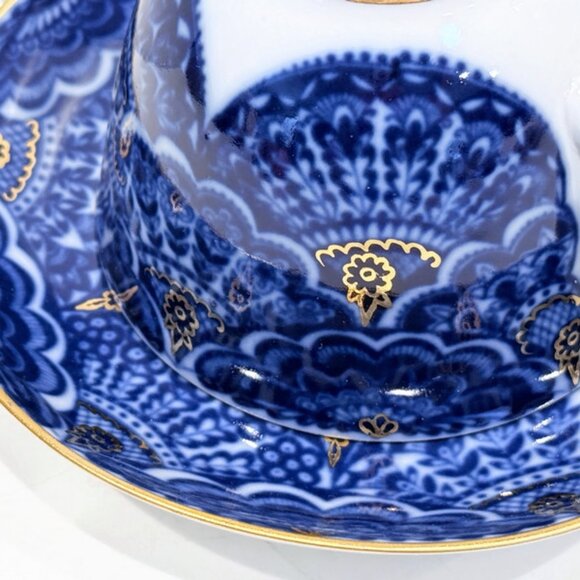Vintage Lomonosov "Fans and Flowers" Cobalt Blue Teacup and Saucer - Picture 6 of 9